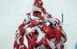 נעה גינזבורג, מערכת סגורה, 2013